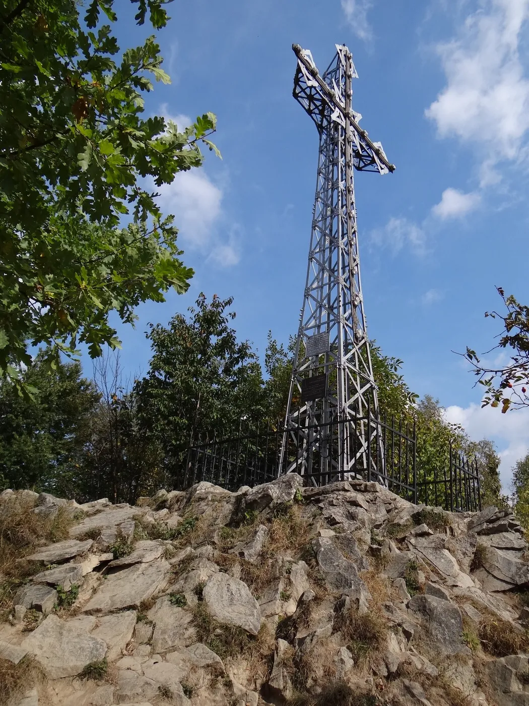 Żelazny krzyż na Bryjarce